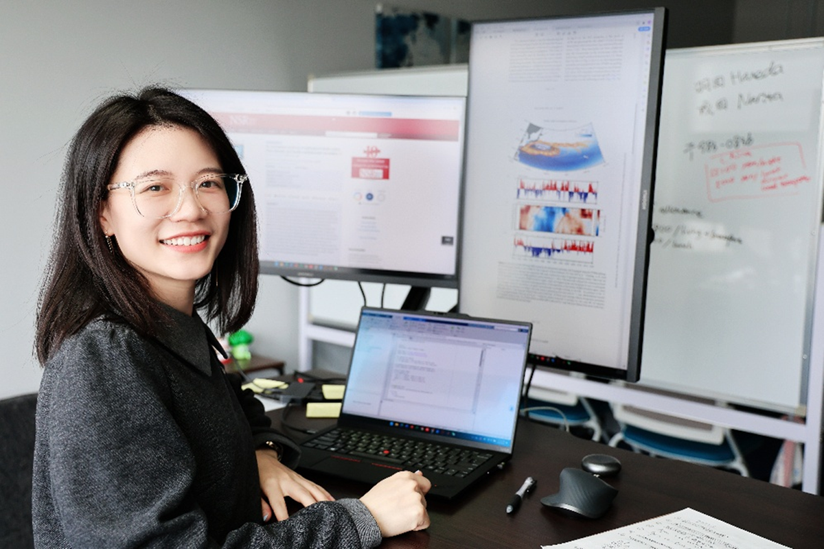 Prof. Wu’s recent paper reveals a connection between two of Earth's major ocean variability patterns, helping improve theoretical understanding of what causes shifts in climate.